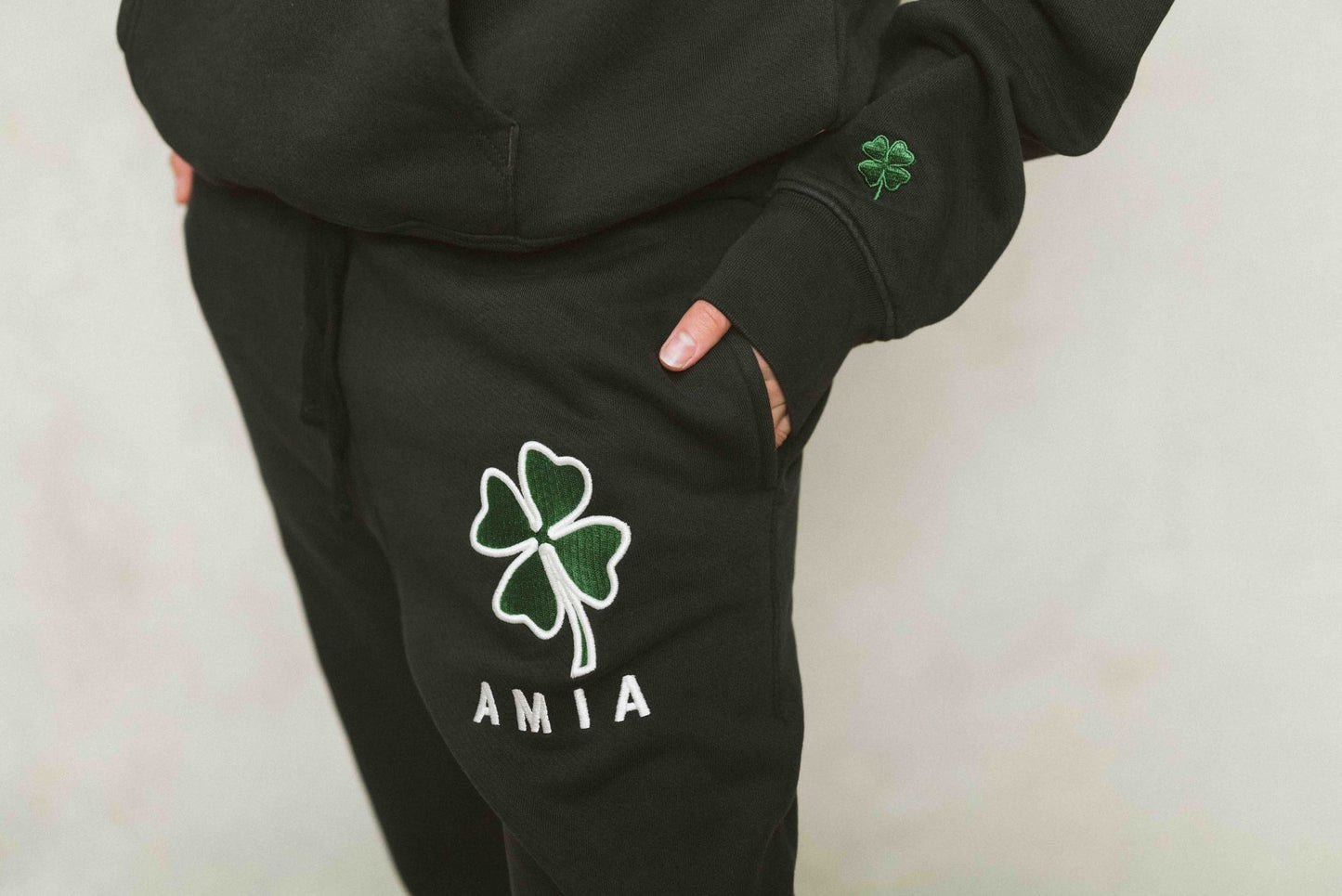 Manifest Jogger Black