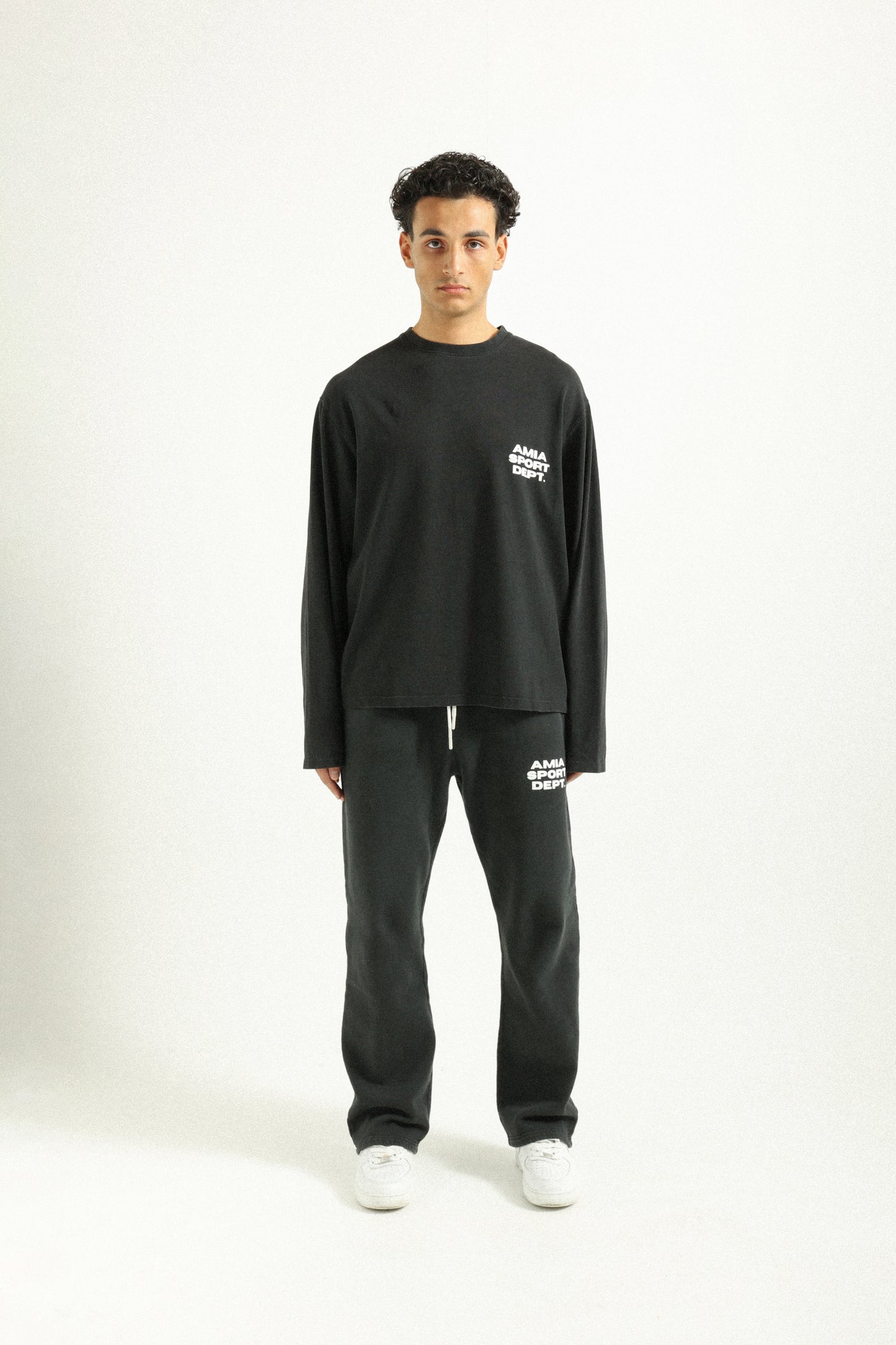 AMIA SPORT DEPT. LONGSLEEVE - WASHED BLACK